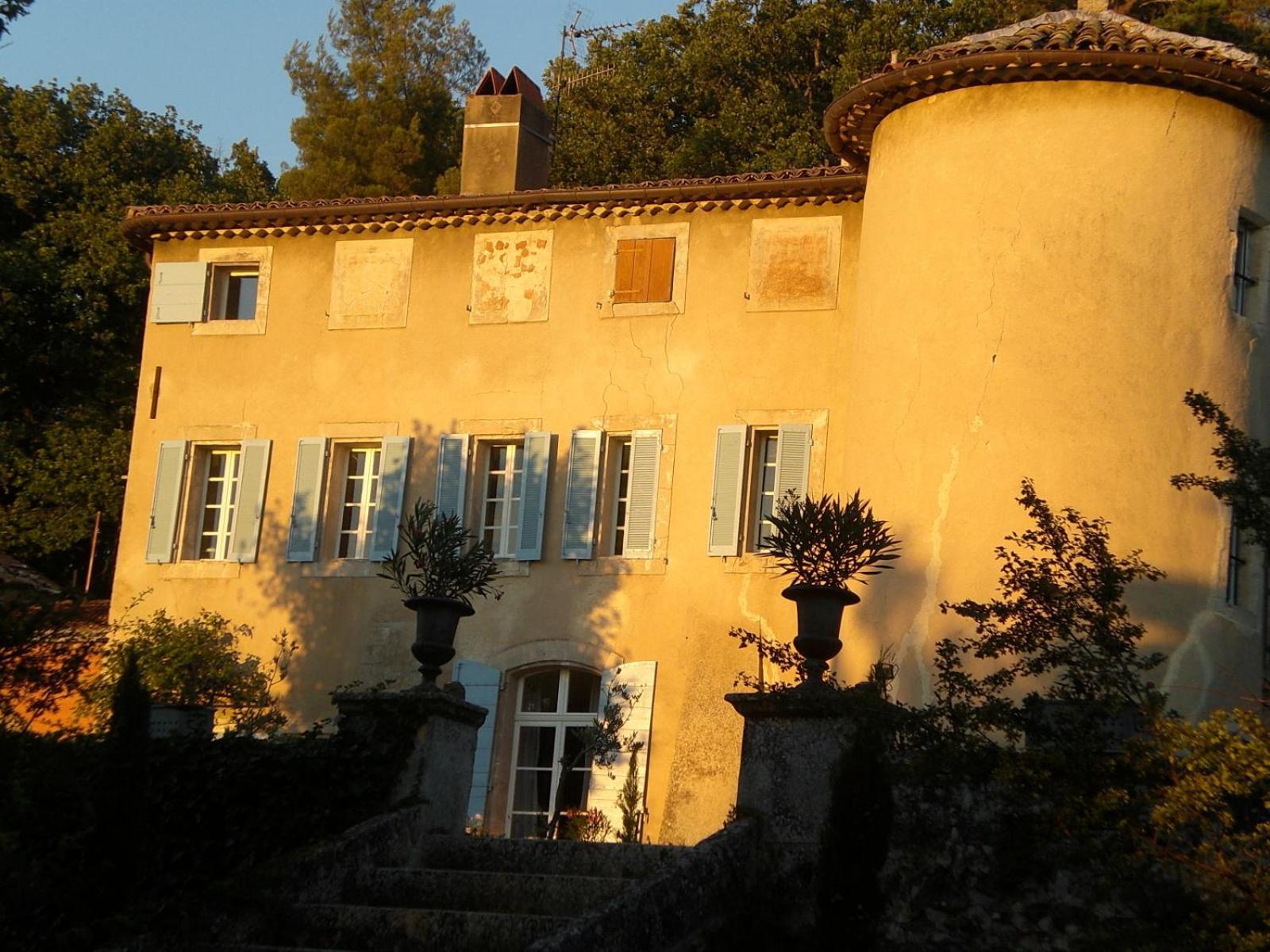 Chateau De Peyrolles Apt Exterior foto