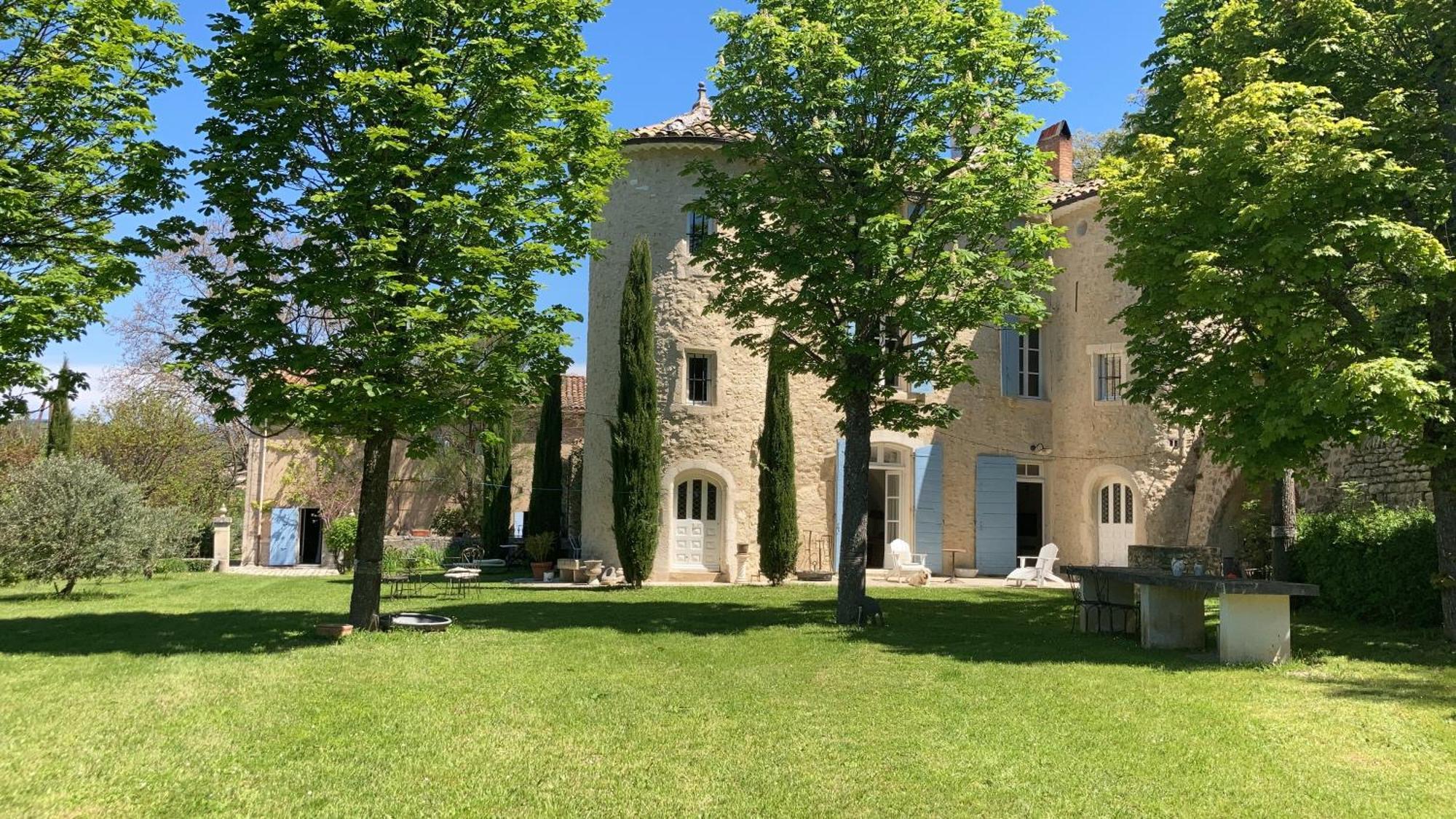 Chateau De Peyrolles Apt Exterior foto